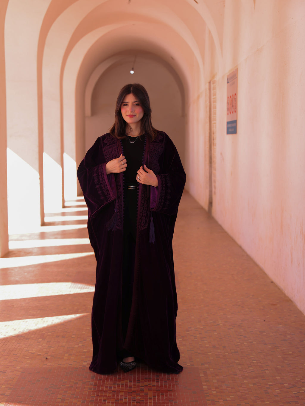 CAFTON aubergine ABAYA "VELVET " EN KATIFA HIND ET GRO-fil HRIR