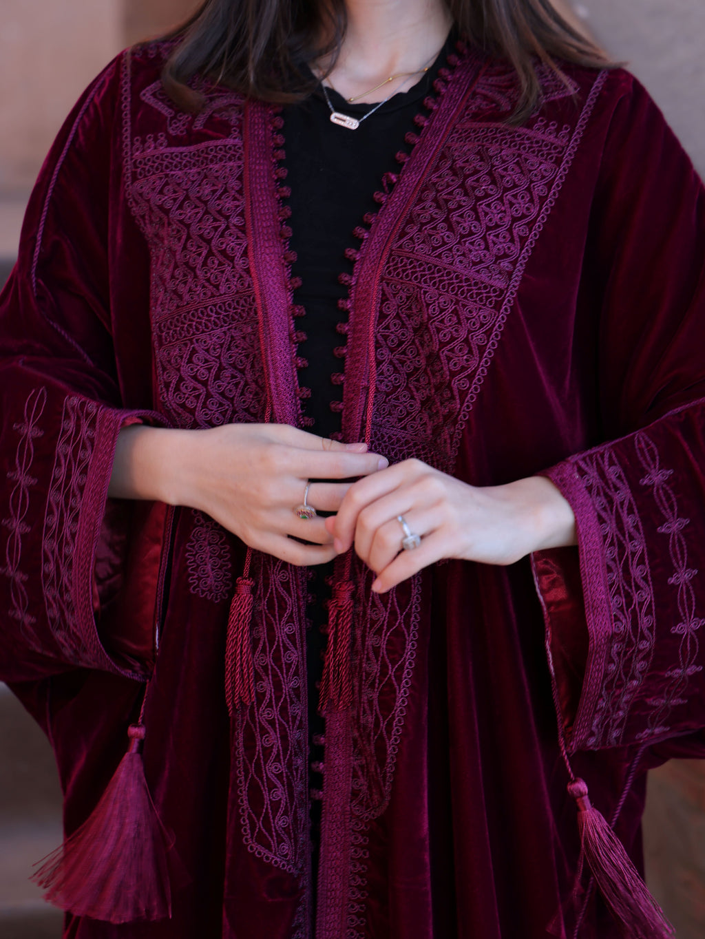 CAFTON GRENAT ABAYA "VELVET " EN KATIFA HIND ET GRO-fil HRIR