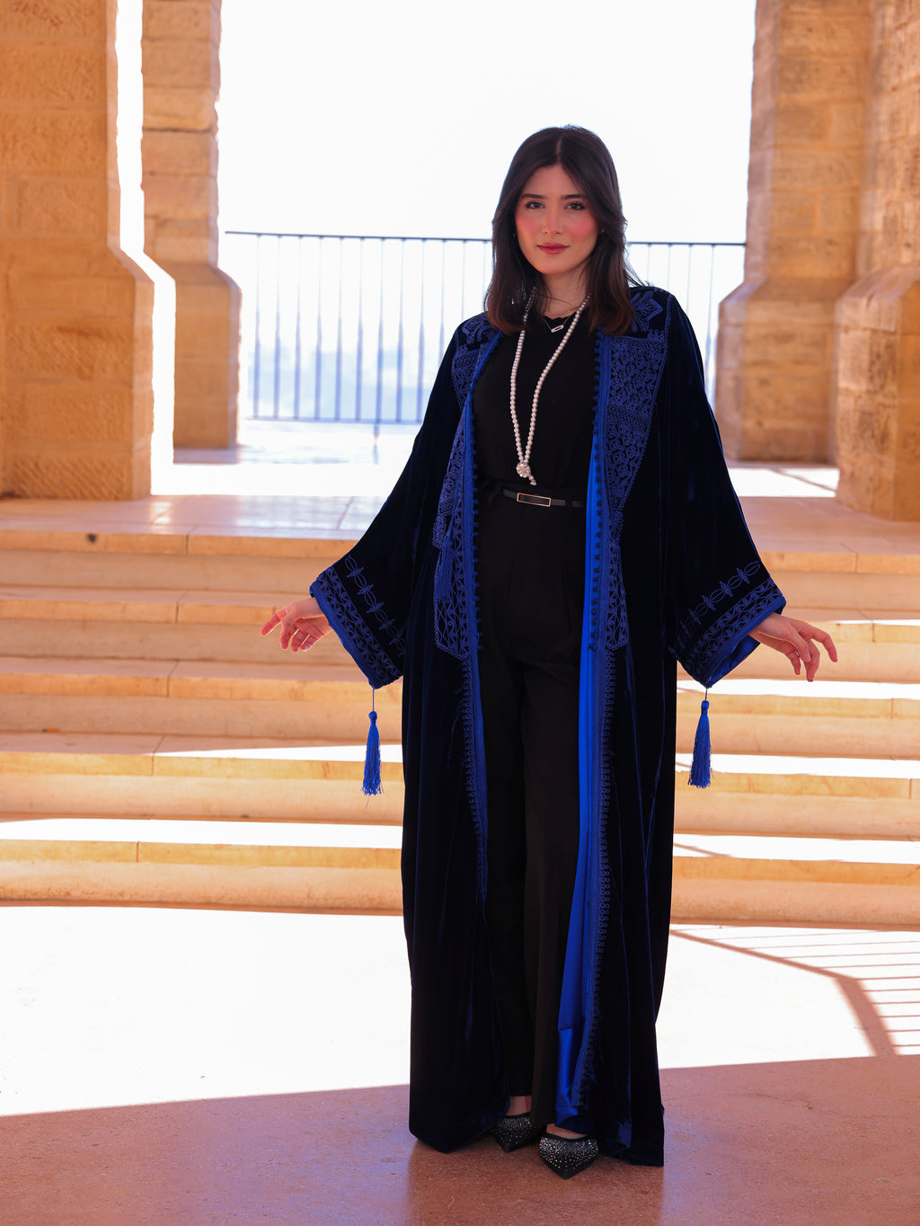 CAFTON BLEU ABAYA "VELVET" EN KATIFA AVEC DU GRO-fil HRIR
