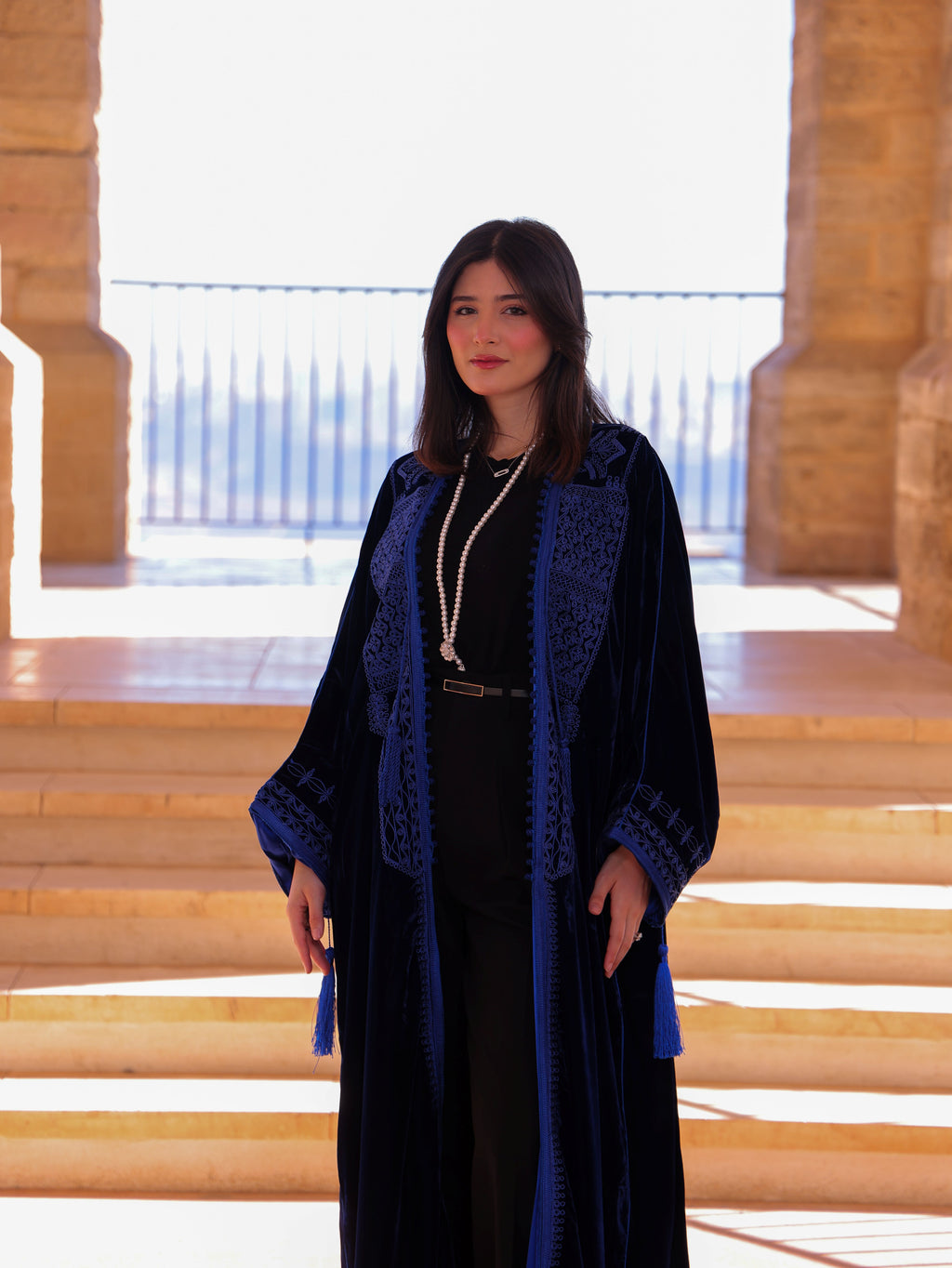 CAFTON BLEU ABAYA "VELVET" EN KATIFA AVEC DU GRO-fil HRIR